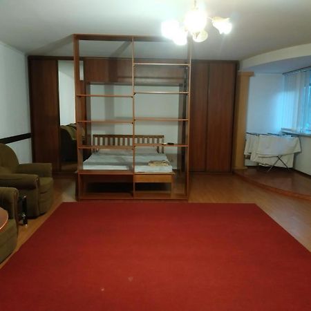 Nice Apartment Near Gulliver Kiev Luaran gambar